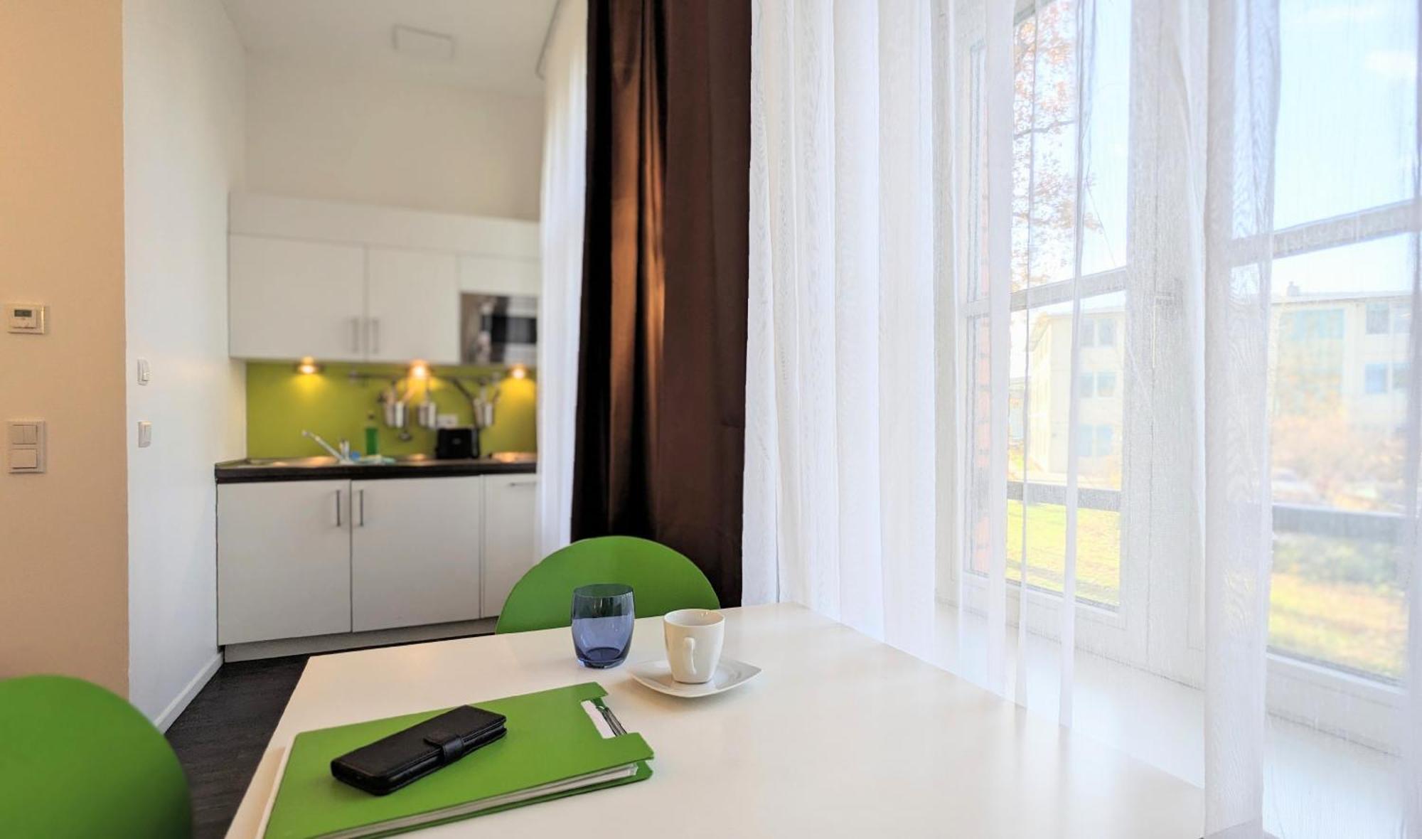Boardinghaus Weinberg Campus Aparthotel Halle  Eksteriør bilde