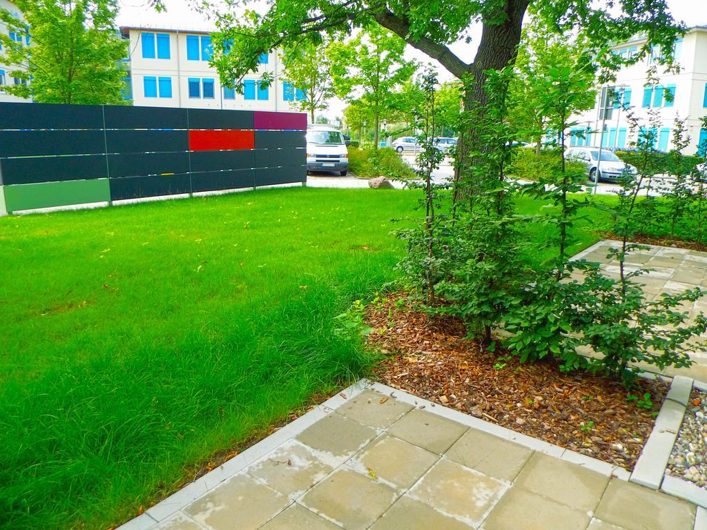 Boardinghaus Weinberg Campus Aparthotel Halle  Eksteriør bilde